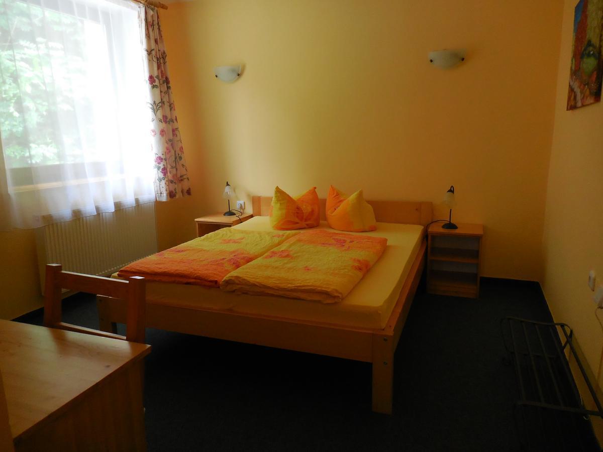 Penzion Tisuvka Cikhaj Exteriör bild